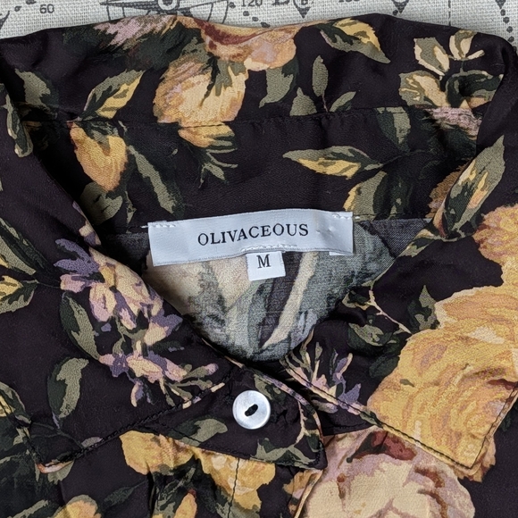 Olivaceous Black Tunic Blouse With Apricot & Pink Hued Floral Print Size Medium - Picture 2 of 5